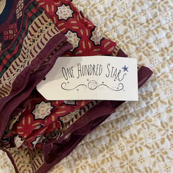 New! Huge, airy One Hundred Stars shawl 76 x 40 - Picture 8 of 9